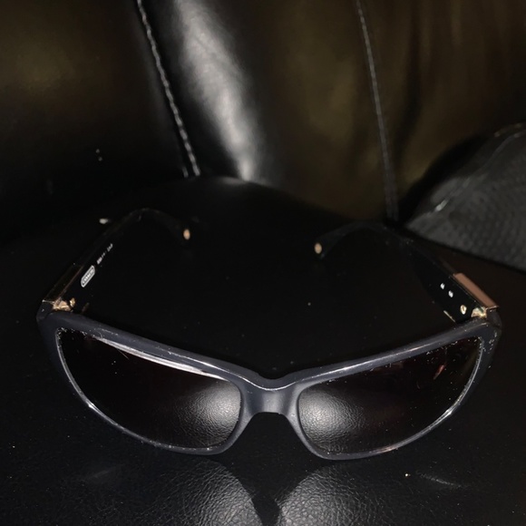 Coach Sunglasses w/ Hard Case Included - Picture 2 of 4